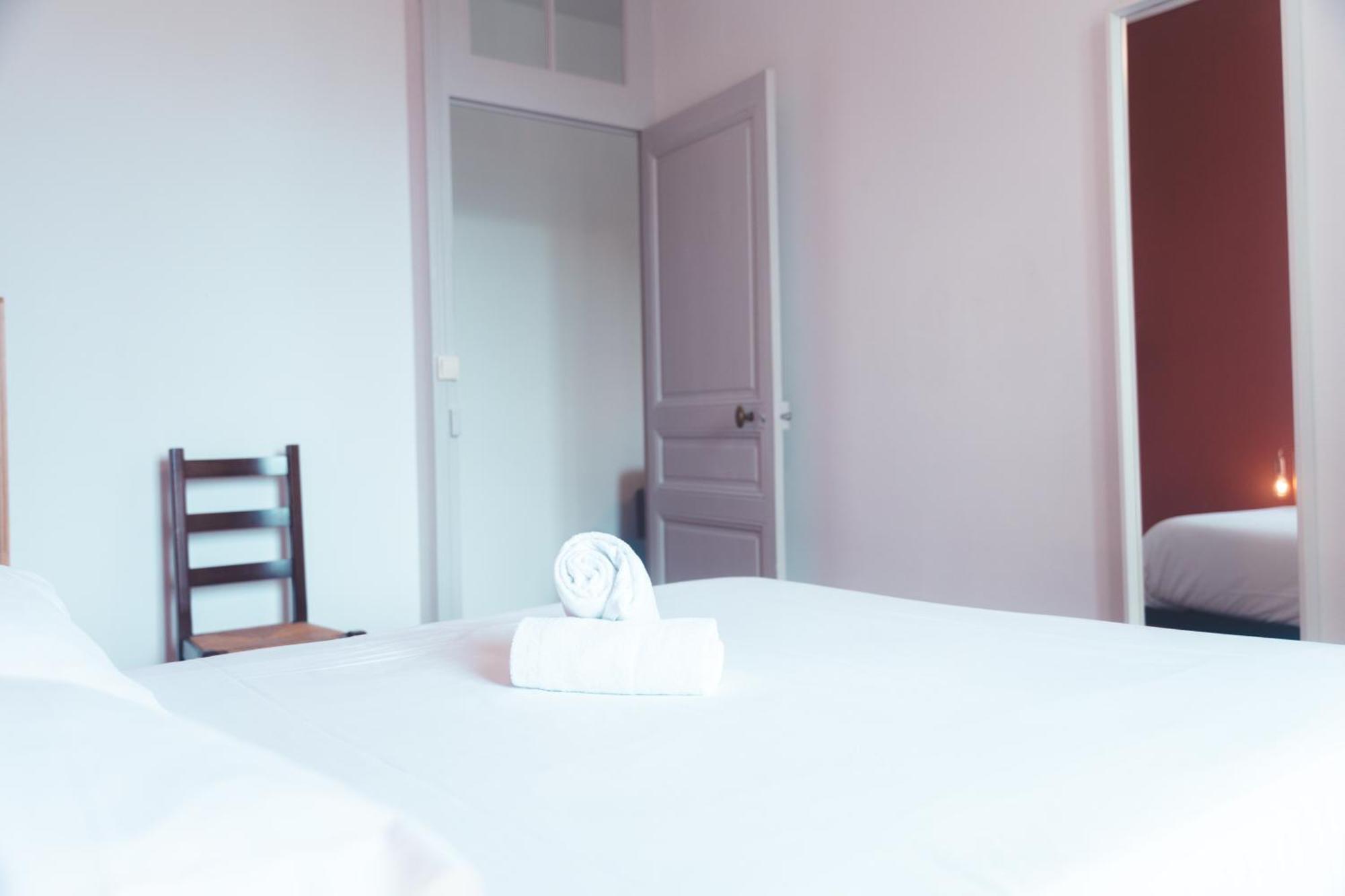 Le Ronsardien - Appartement Calme Et Confortable Tours Zewnętrze zdjęcie