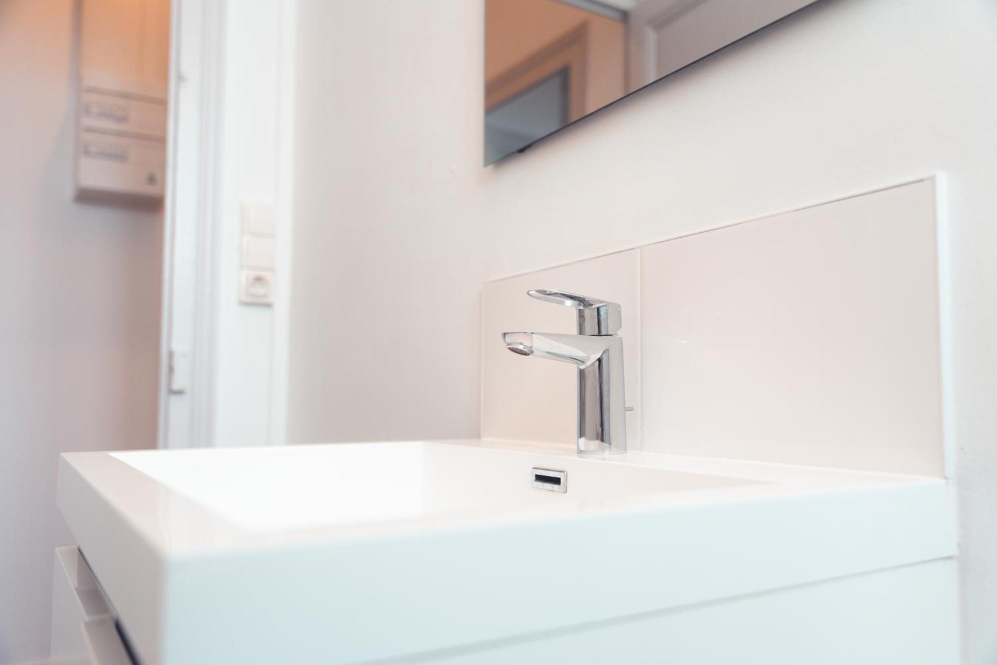 Le Ronsardien - Appartement Calme Et Confortable Tours Zewnętrze zdjęcie